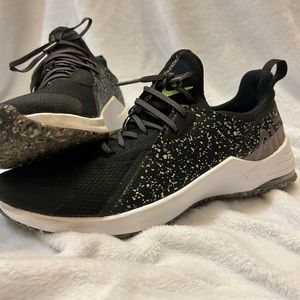 Women’s Nike Air Max size 8.5